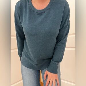 Vintage 90s Crew Neck Sweatshirt size Medium